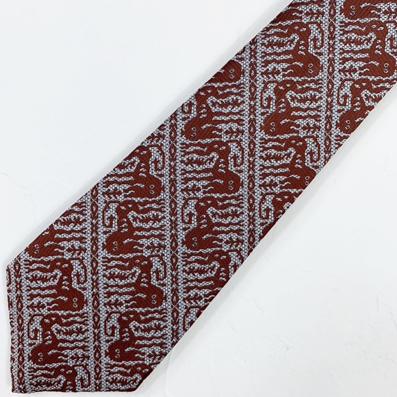 ITALIAN SILK Silk Tie with Fantastical Creatures! - Picture 4 of 5